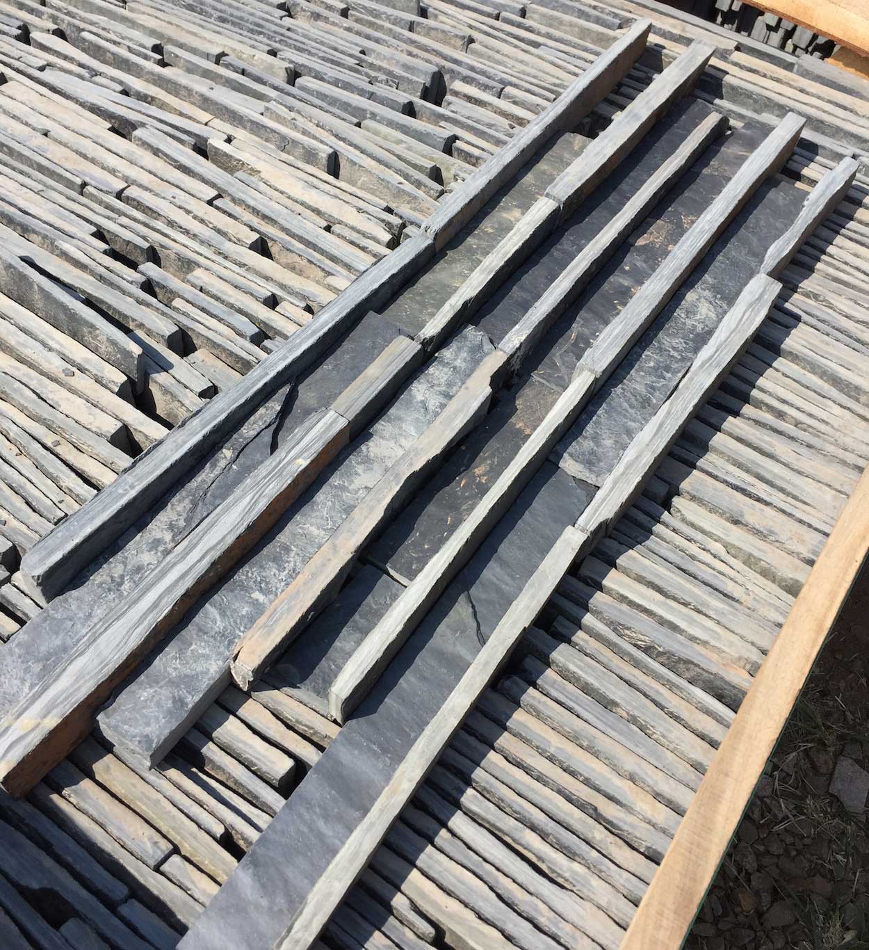Grey Slate Even Cut Face Cladding Style