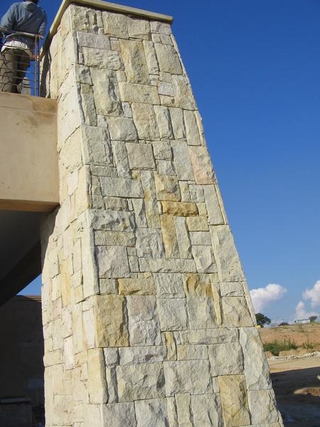 Lesotho sandstone drypack
